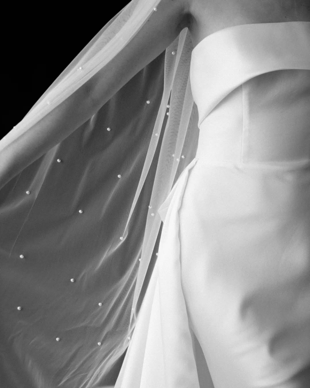 ~ 𝒟𝑒𝓉𝒶𝒾𝓁𝓈 ~
.
.
.
#svadba #svadobnesaty #svasobnysalon #svadobnysalontrnava #nevesta #buducanevesta #mojasvadba #budemsavydavat #zasnuby #weddingdress #svadobnysaloncler #satysnov